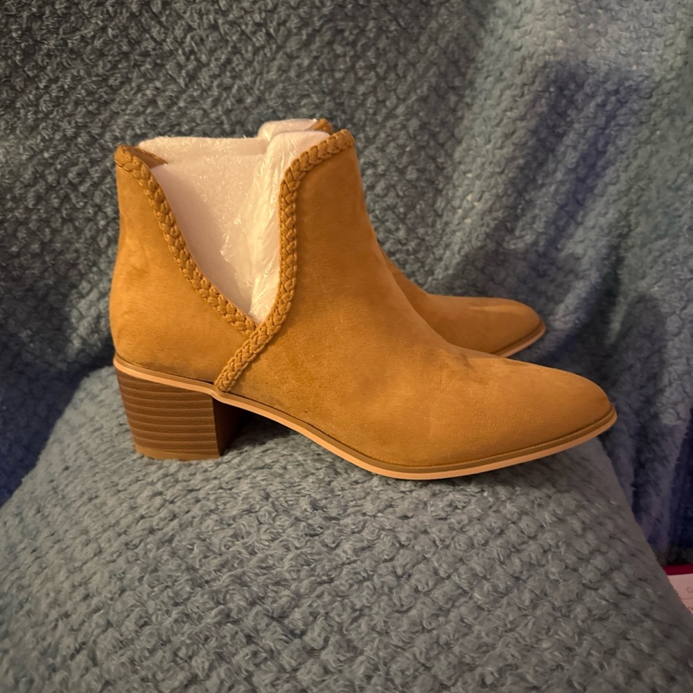 Elegant Tan Ankle Booties